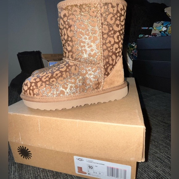 Toddler Cheetah print ugg - Picture 2 of 3